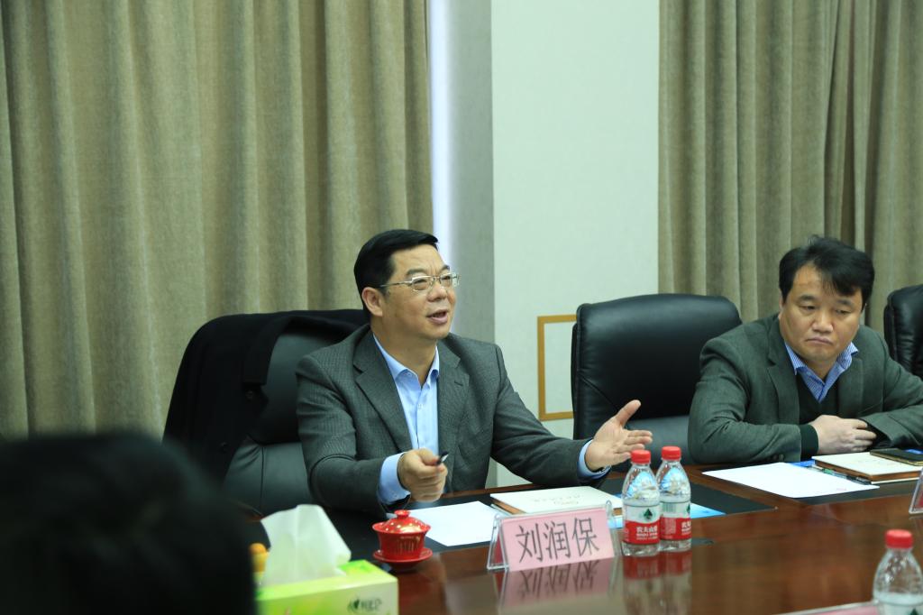 刘润保书记对我校办学情况给与高度评价